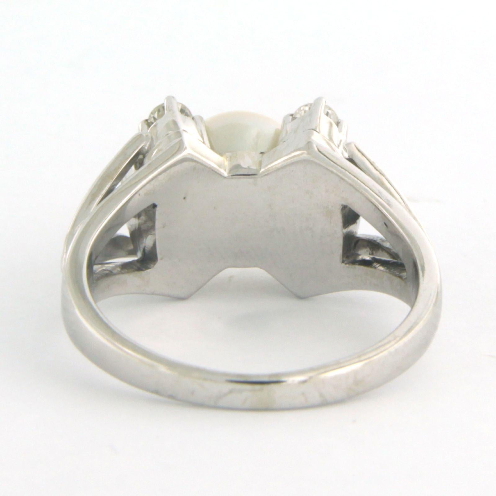 Women's Ring with pearl and diamonds 14k white gold For Sale
