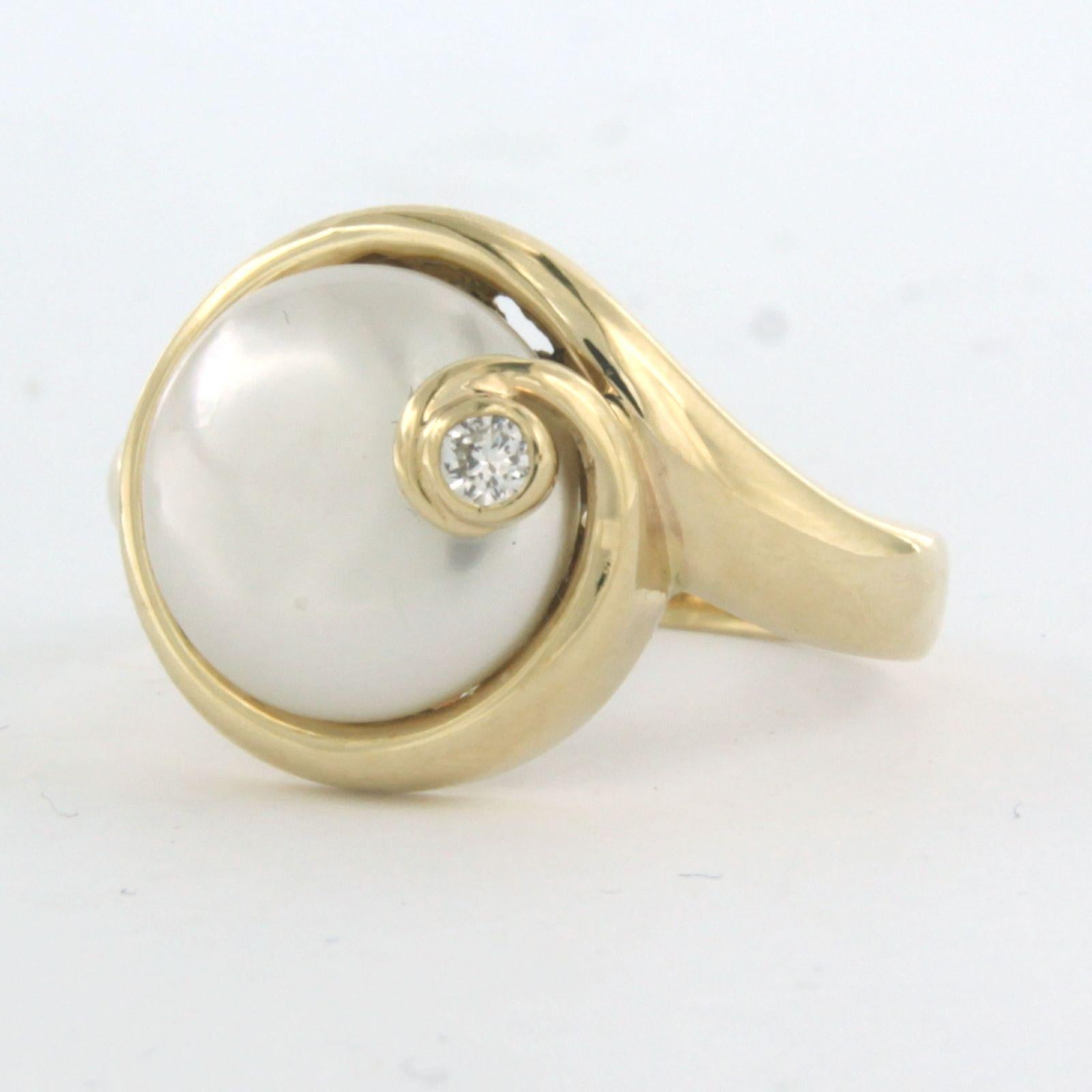 Brilliant Cut Ring with pearl and diamonds 14k yellow gold  For Sale