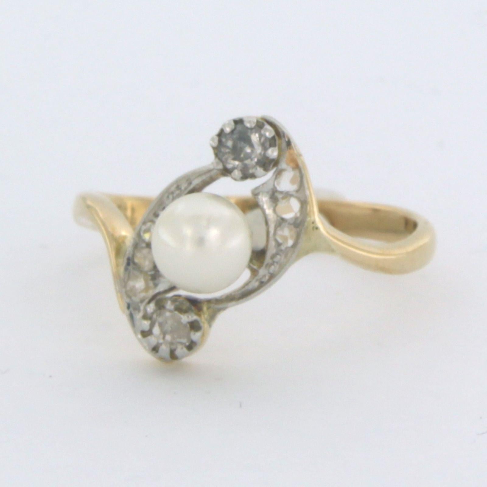 Ring with pearl and diamonds 18k bicoulour gold In Good Condition For Sale In The Hague, ZH