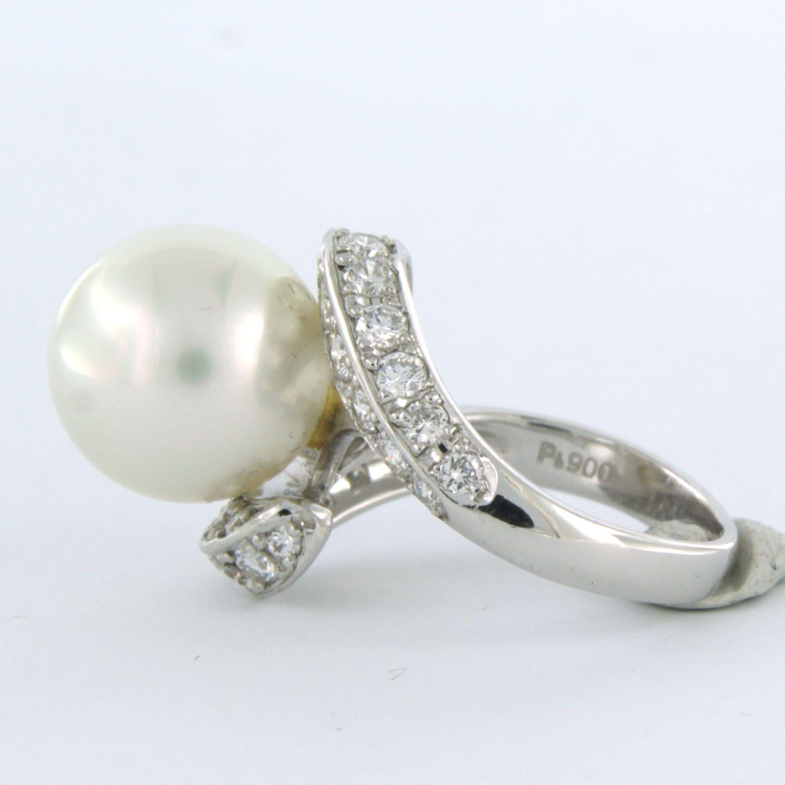 Ring with pearl and diamonds 900 platinum  In Good Condition For Sale In The Hague, ZH