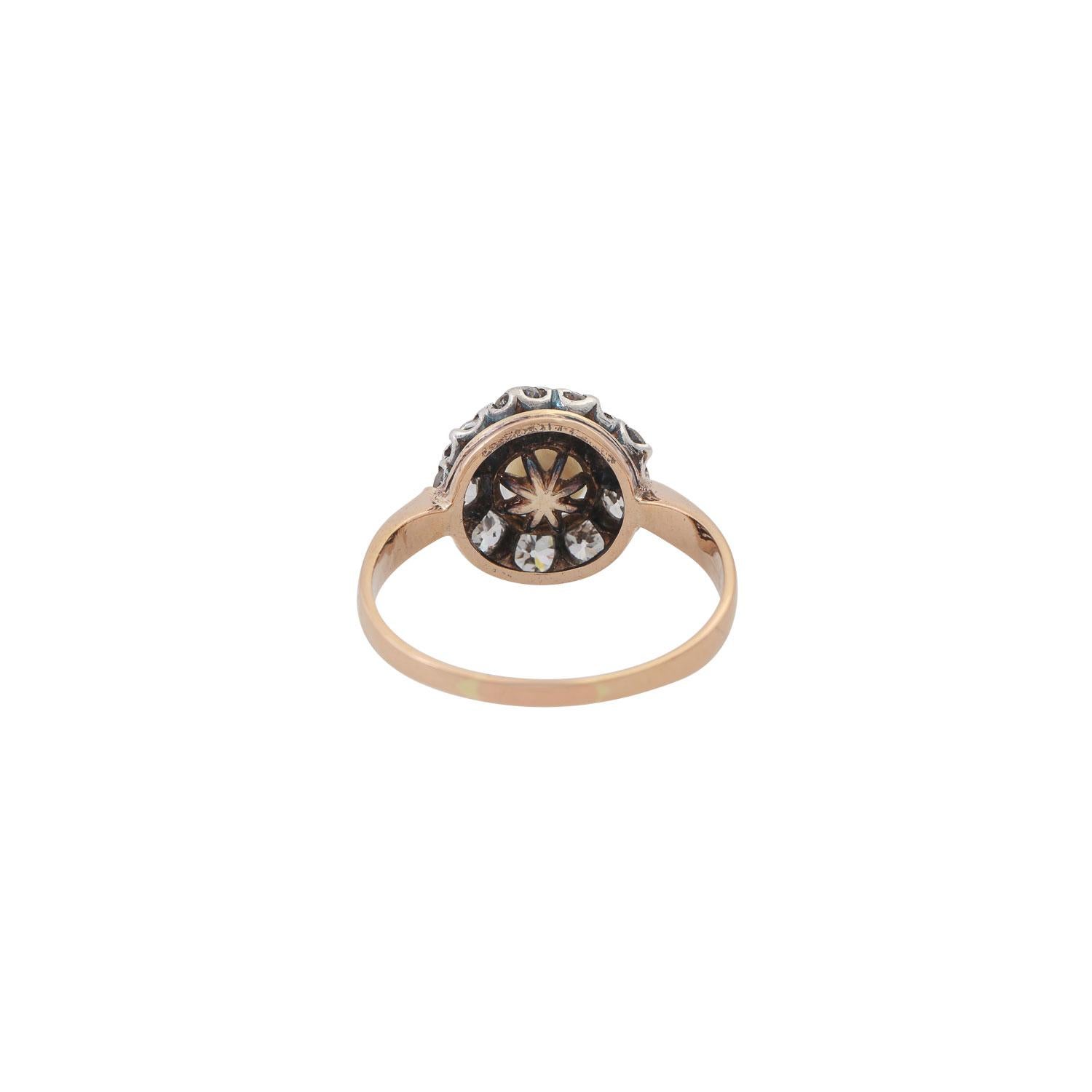 Ring with Pearl and Old European Cut Diamonds In Fair Condition For Sale In Stuttgart, BW