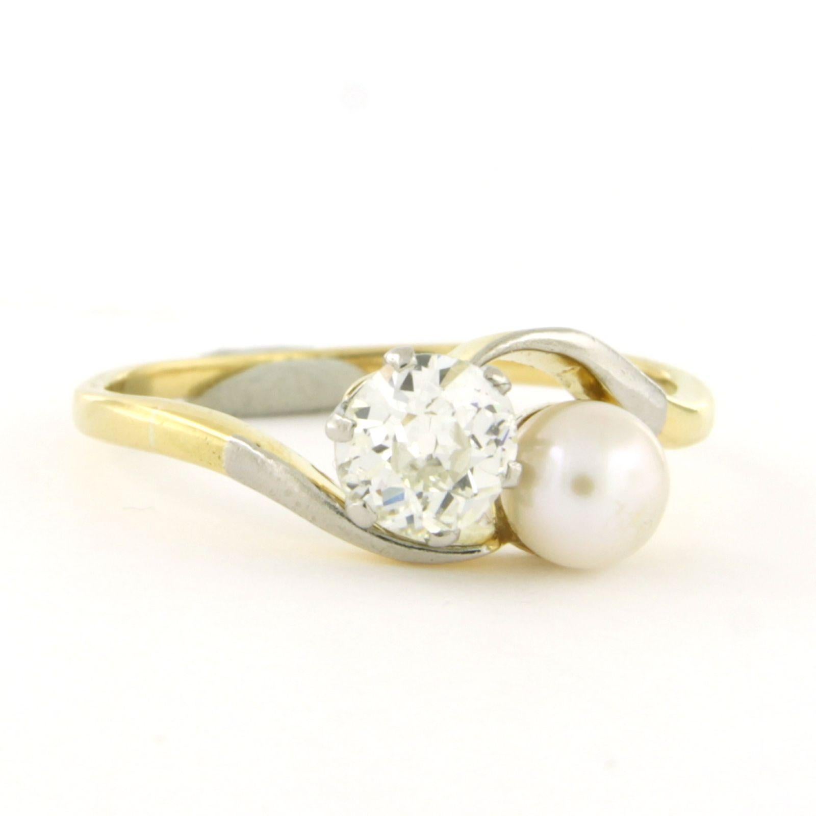 Early Victorian Ring with pearl and old mine cut diamond up to 0.65ct 18k gold For Sale