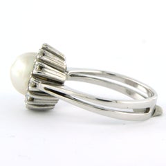 Ring with pearl and single cut diamonds up to 0.25ct 14k gold 5.6 grams