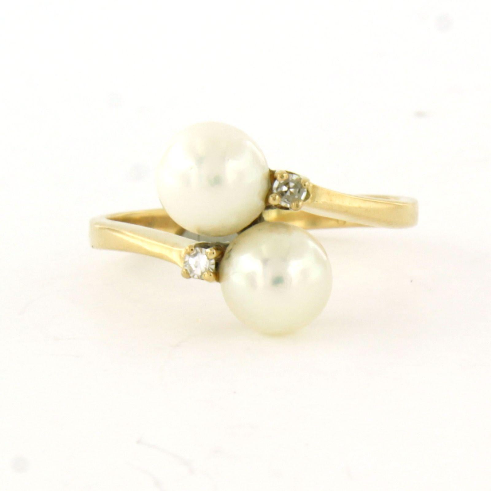 Anello in oro giallo 18k con perla e diamante taglio singolo fino a 0,03ct - F/G - VS/SI - misura US 7 - EU 17.25(54)

descrizione dettagliata:

La parte superiore dell'anello è larga 1,2 cm e alta 7,2 mm.

Misura dell'anello US 7 - EU 17.25(54),