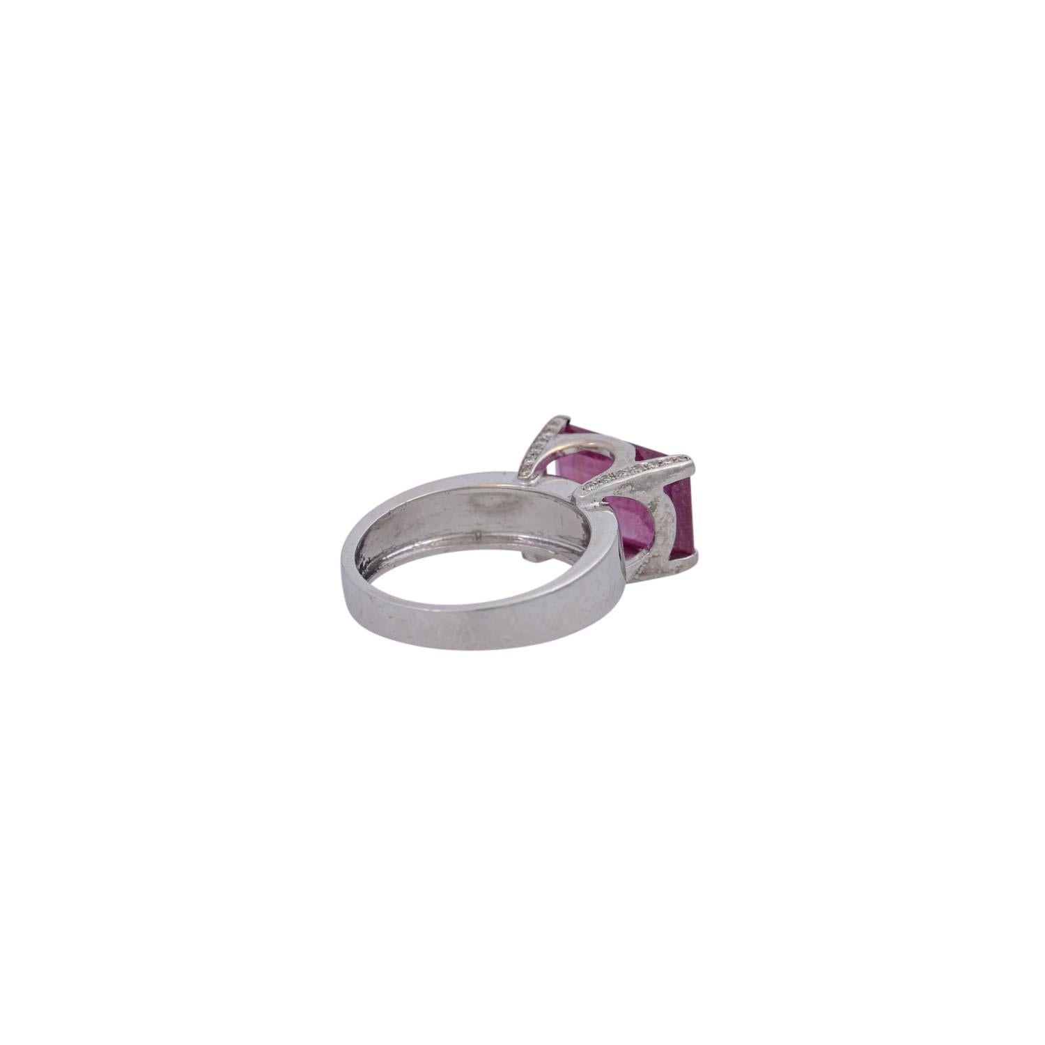 Modern Ring with Pink Corundum Approximately 5 Carat For Sale