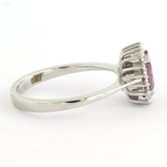 Anello con zaffiro rosa e diamanti a taglio brillante fino a 0,22 ct, in oro 18 carati