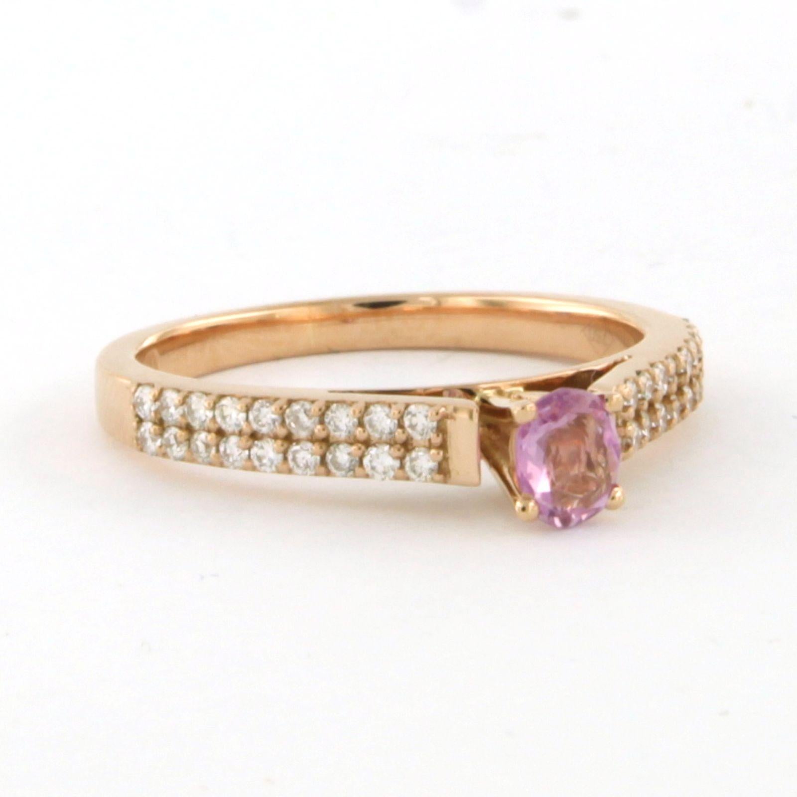 Anillo con zafiro rosa hasta 0,25 ct y diamantes talla brillante 0,26 ct Oro de 18k Moderno en venta