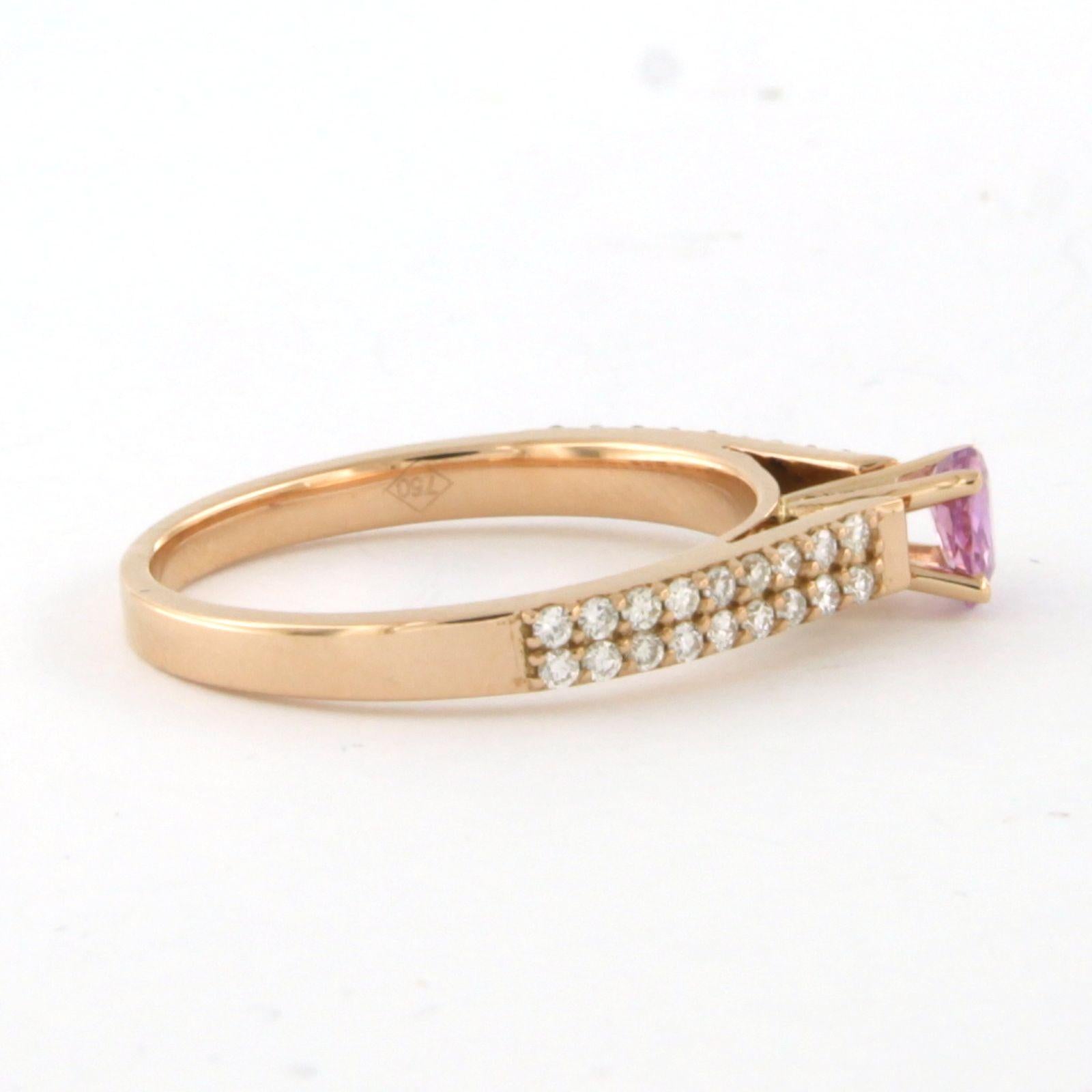 Anillo con zafiro rosa hasta 0,25 ct y diamantes talla brillante 0,26 ct Oro de 18k en venta 1