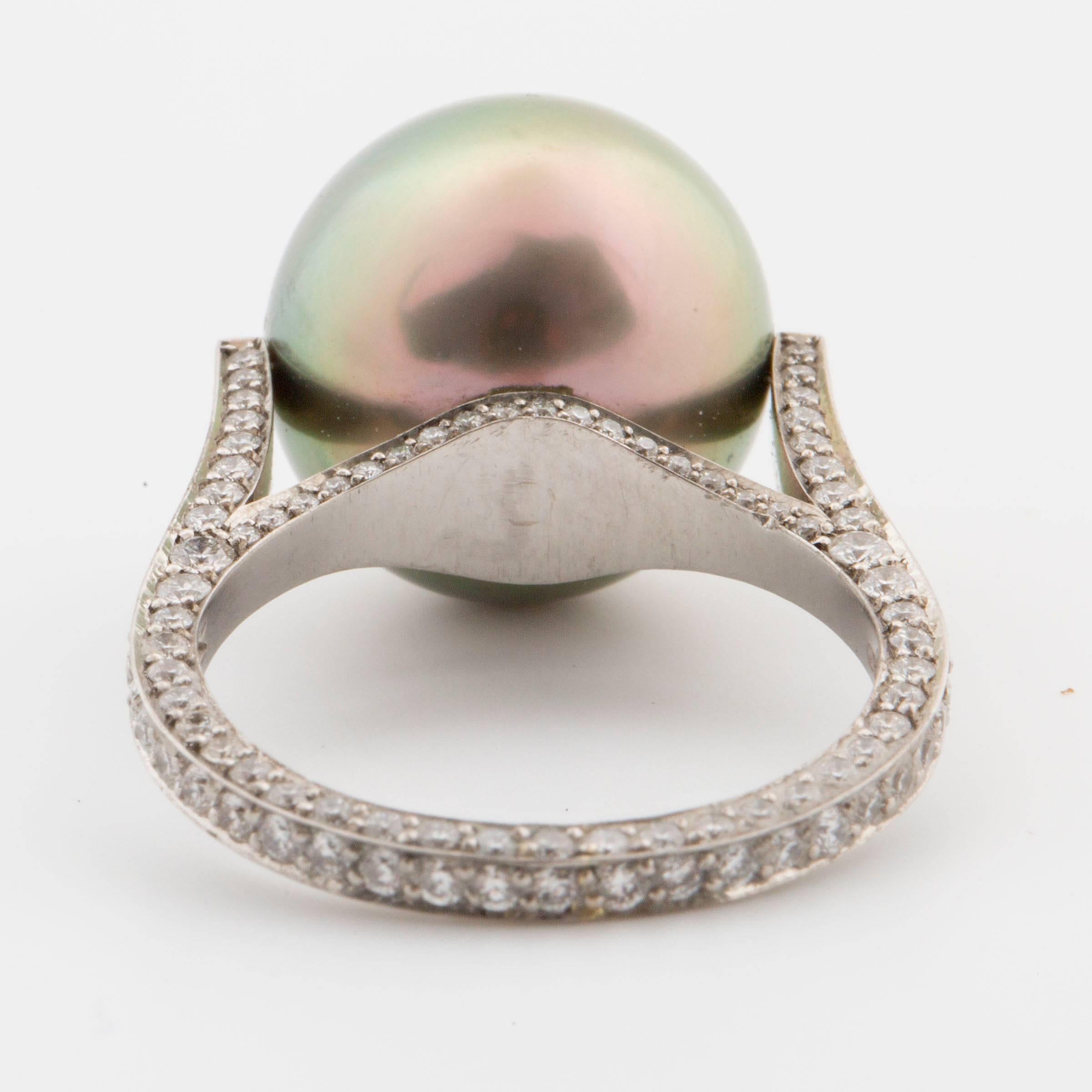 Modern Ring with Platinum Tahitian Pearl and Diamonds For Sale