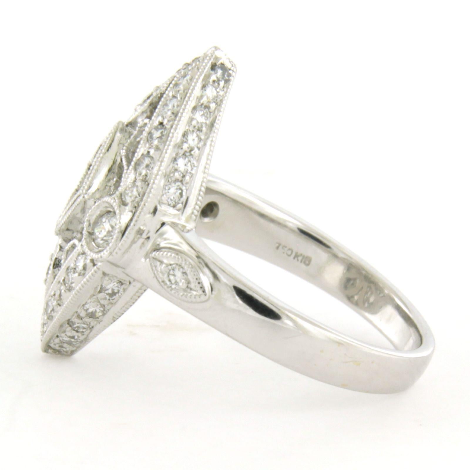 Ring mit Diamanten im Prinzessinnen- und Brillantschliff bis zu 0,56ct 18k Gold 6,7 Gramm (Moderne) im Angebot