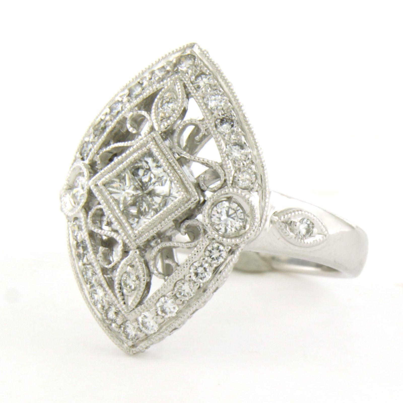Ring mit Diamanten im Prinzessinnen- und Brillantschliff bis zu 0,56ct 18k Gold 6,7 Gramm im Zustand „Hervorragend“ im Angebot in The Hague, ZH