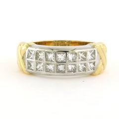 Anello con diamanti taglio princess fino a 0,70 carati in oro 18 carati 7,7 grammi