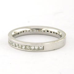Anillo con diamantes de talla princesa de hasta 1,00 ct, oro de 14k, 4,2 gramos