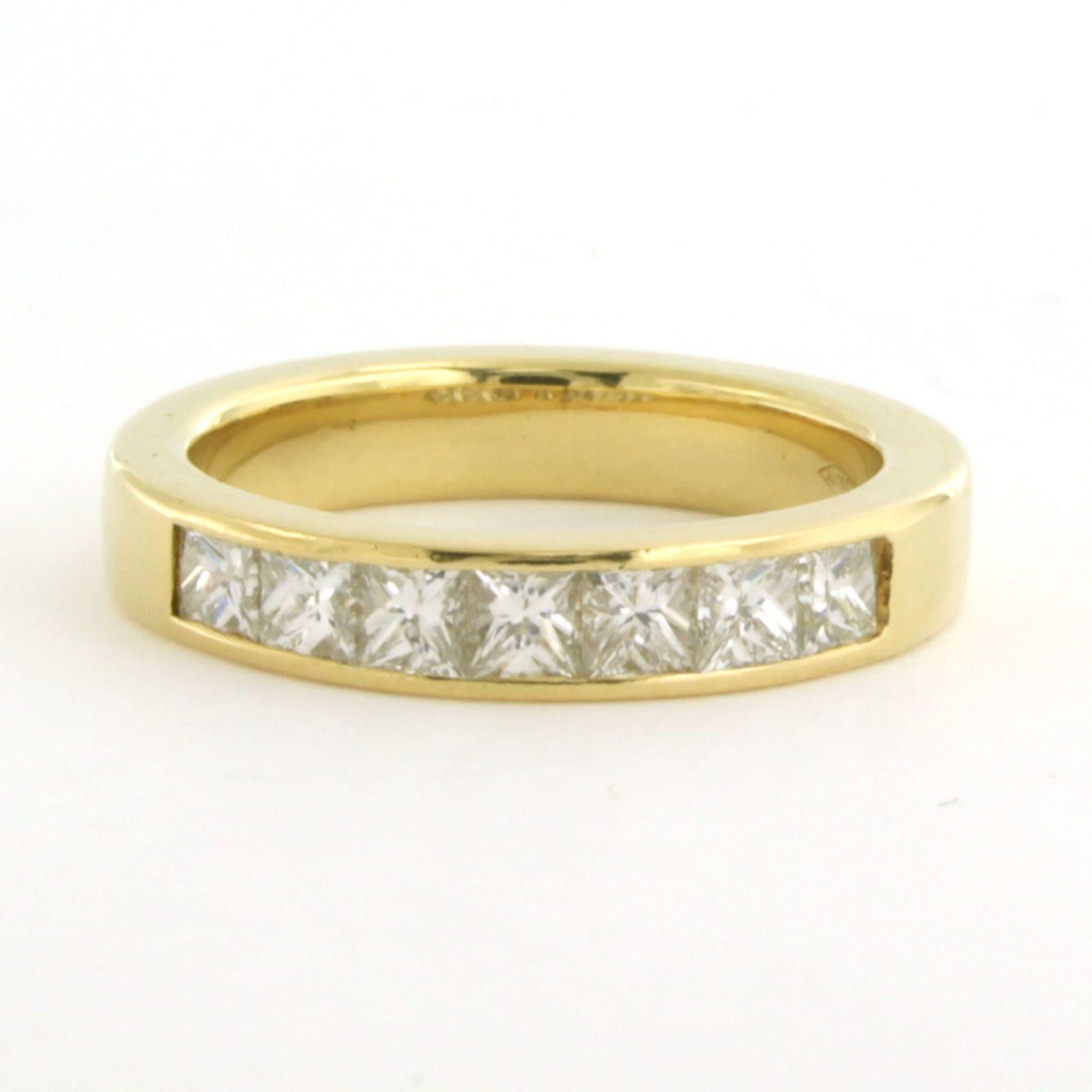 Anello con diamanti taglio princess fino a 1,00ct in oro giallo 18k 8,0 grammi in vendita 1