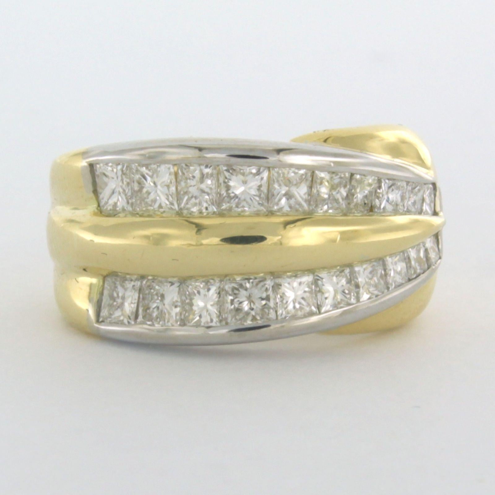 Modern ring with prindess cut diamonds up to 2.00ct 18k bicolour gold - 14.4 gram For Sale