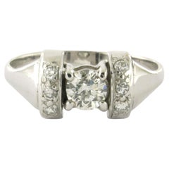 Ring mit Diamanten im Brillantschliff bis zu 0,63 ct, 18 Karat Weißgold, 3,3 Gramm
