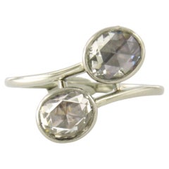 Bague avec diamants taille rose jusqu'à 1,00 carat et or blanc 18 carats 2,9 grammes