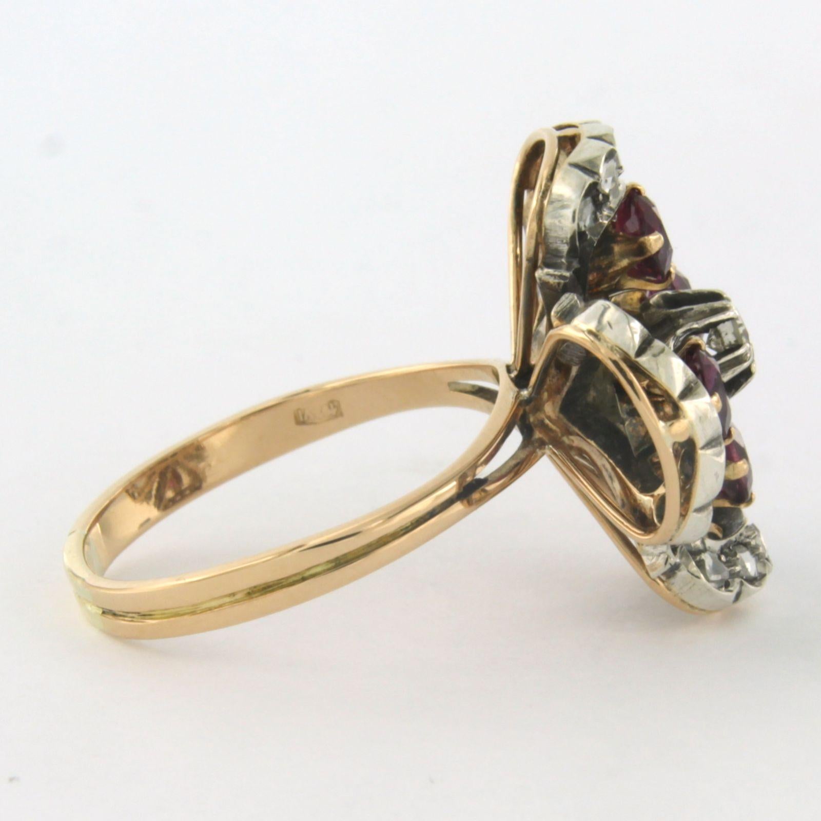 Bague avec rubis et diamants brillants et roses jusqu'à 0,30ct Or 18k et argent Bon état - En vente à The Hague, ZH