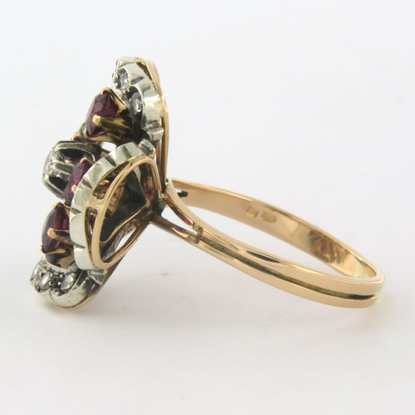 Donna Anello con rubino e diamanti brillanti e rosa fino a 0,30 carati in oro e argento 18 carati in vendita