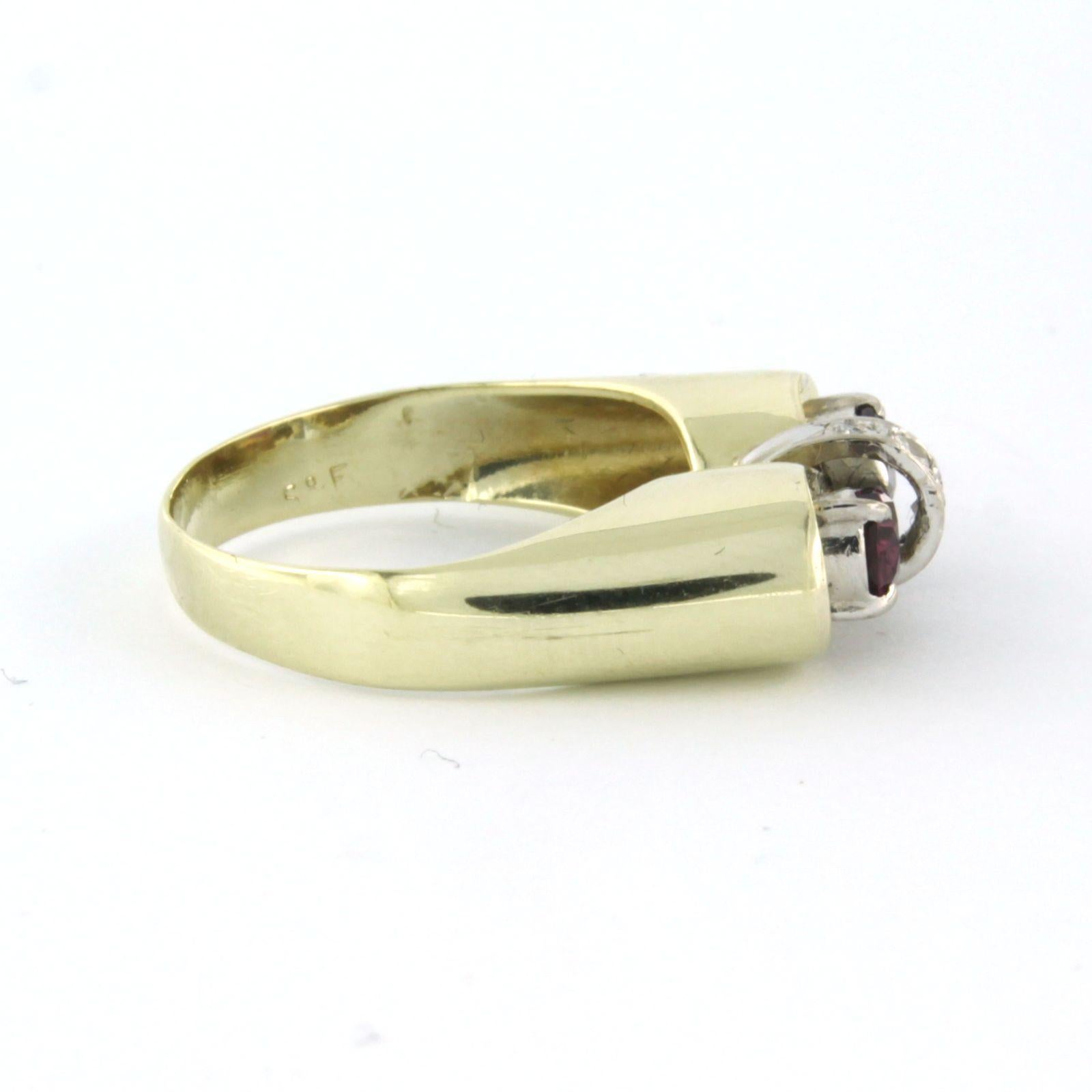 Ring mit Rubin und Diamanten im Brillantschliff bis zu 0,05ct 14k Gold 5,0 Gramm (Moderne) im Angebot
