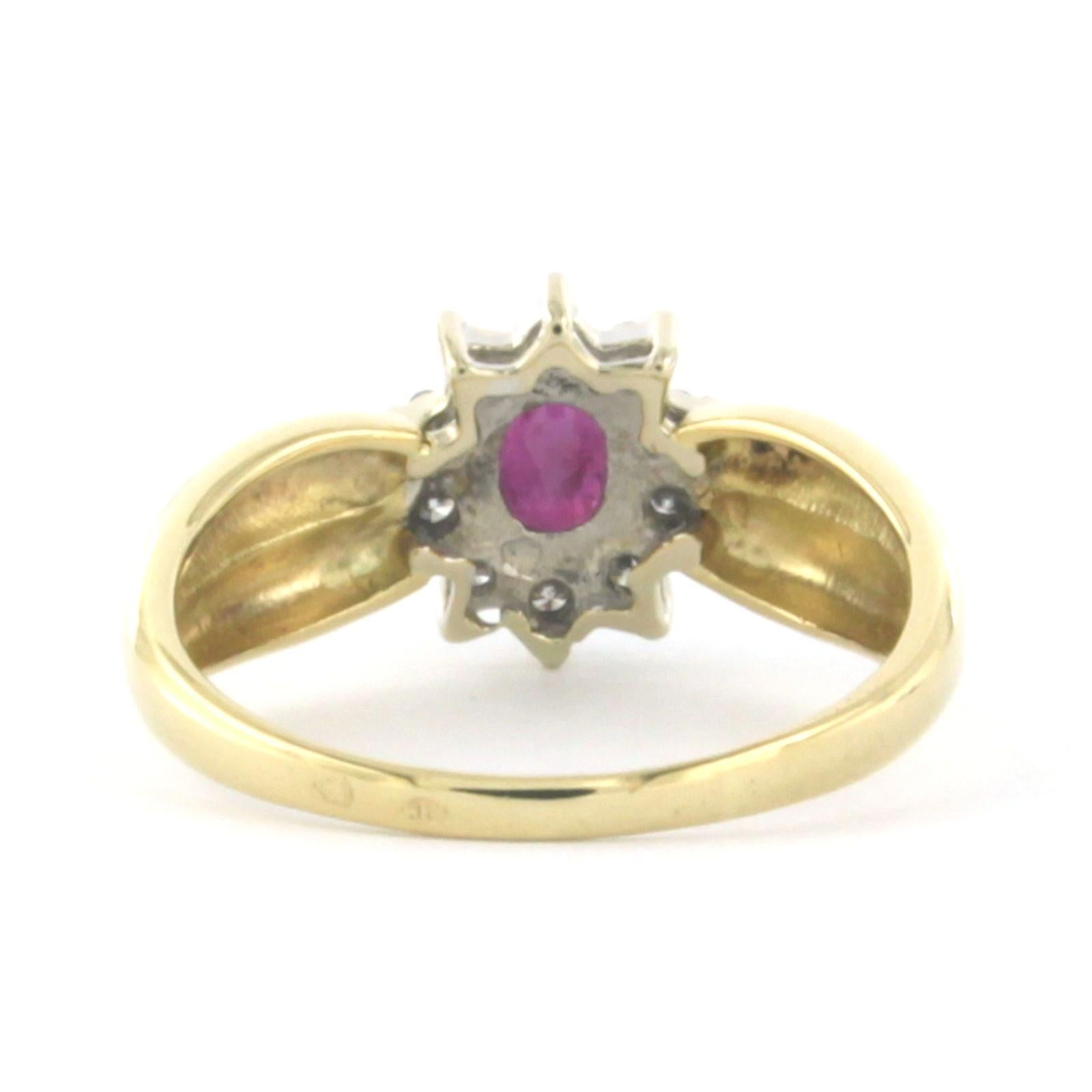Anillo con rubí y diamantes talla brillante hasta 0,15ct Oro de 18k 3,8 gramos Corte brillante en venta