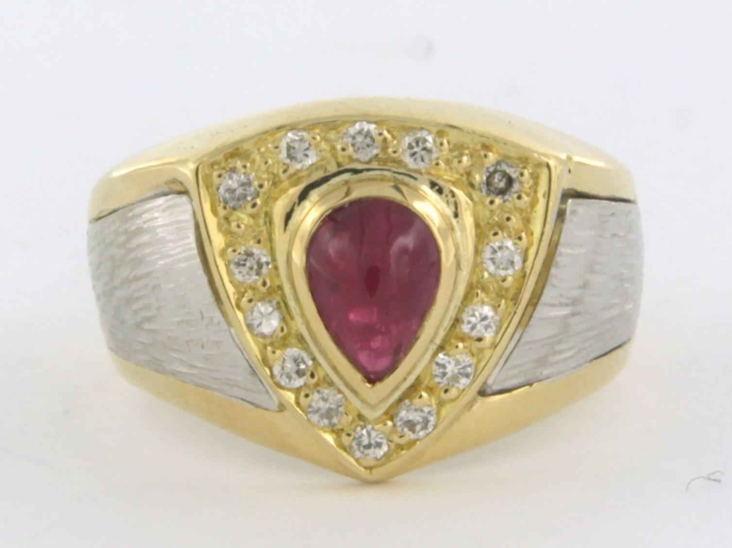 14k bicolour gold ring set with ruby ​​and brilliant cut diamond 0.21 ct F/G VS/SI - ring size US 6.5 - EU 17 (53)

detailed description:

the top of the ring is 1.4 cm wide

Ring size US 6.5 - EU 17 (53), ring can be enlarged or reduced a few sizes