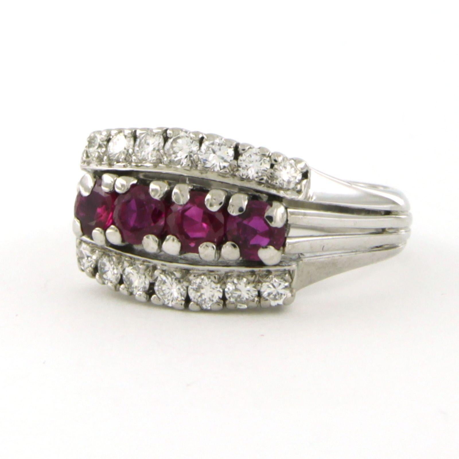 Ring with ruby and brilliant cut diamonds up to 0.28ct 18k white gold 7.0 grams (Brillantschliff) im Angebot