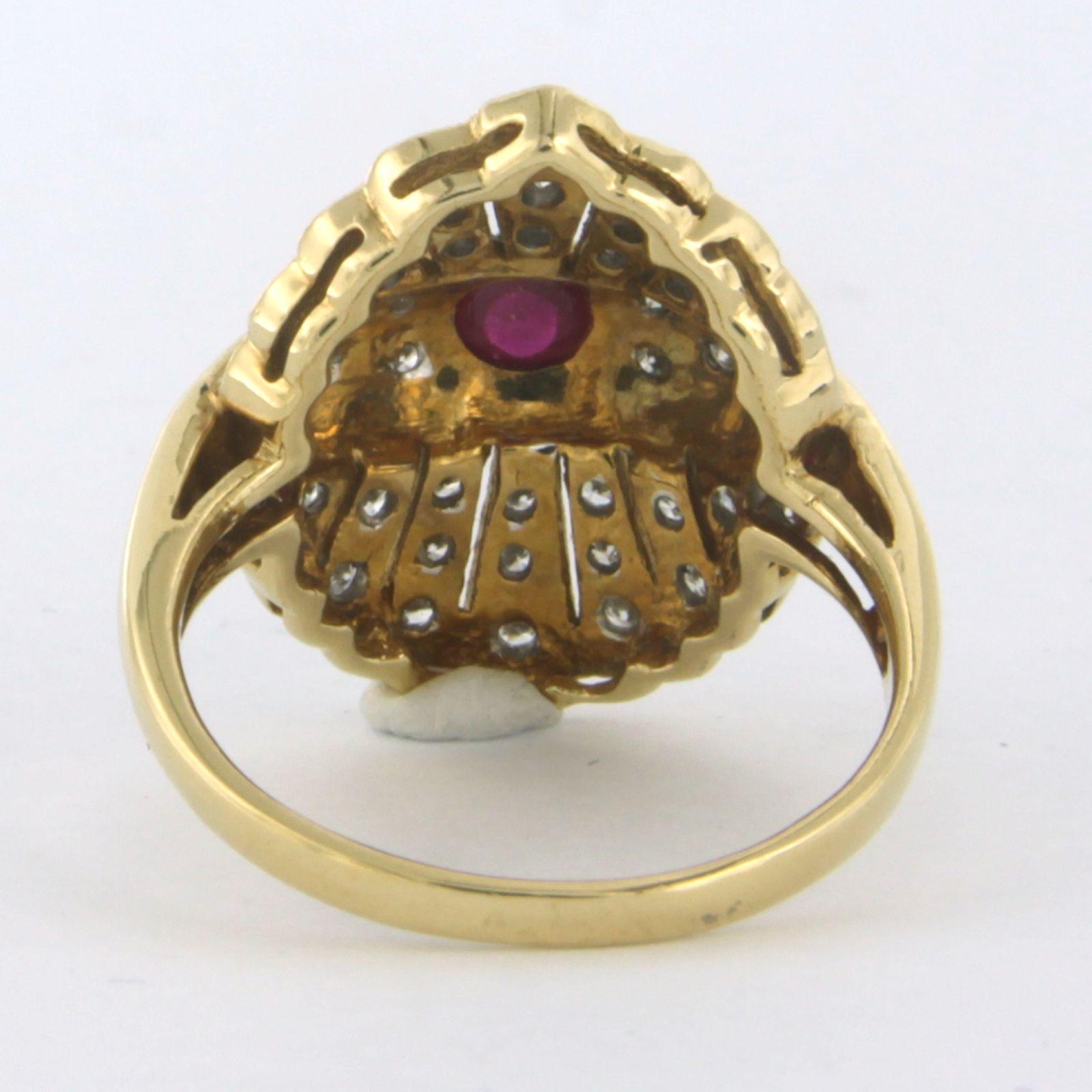 Ring mit Rubin und Diamanten im Brillantschliff bis zu 0,50ct. 18k Gold 5,6 Gramm im Angebot 2