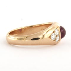 Anello con rubino e diamanti taglio brillante fino a 0,60 carati in oro rosa 14 carati 6,1 grammi