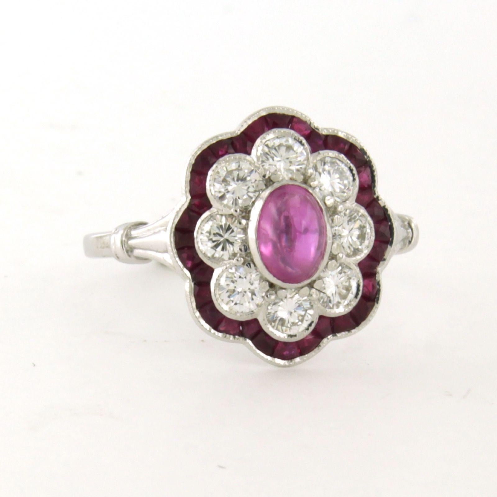 Taille brillant Bague avec rubis et diamants de taille brillant jusqu'à 0,75ct Or blanc 14k en vente