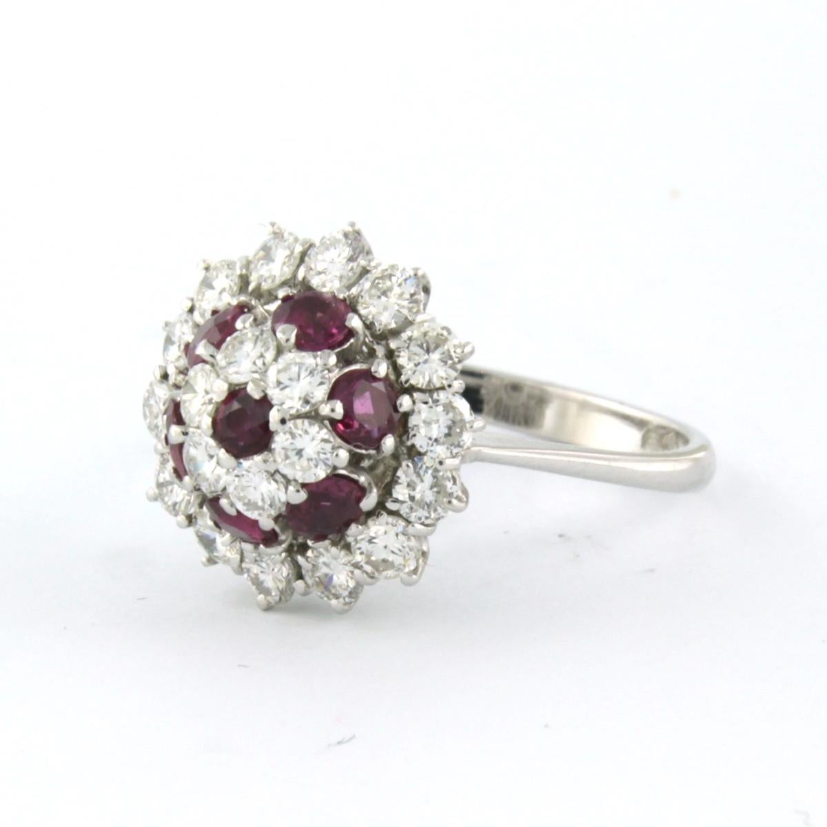 De las mujeres Anillo con rubí y diamantes talla brillante hasta 1,50ct Oro blanco de 18k en venta