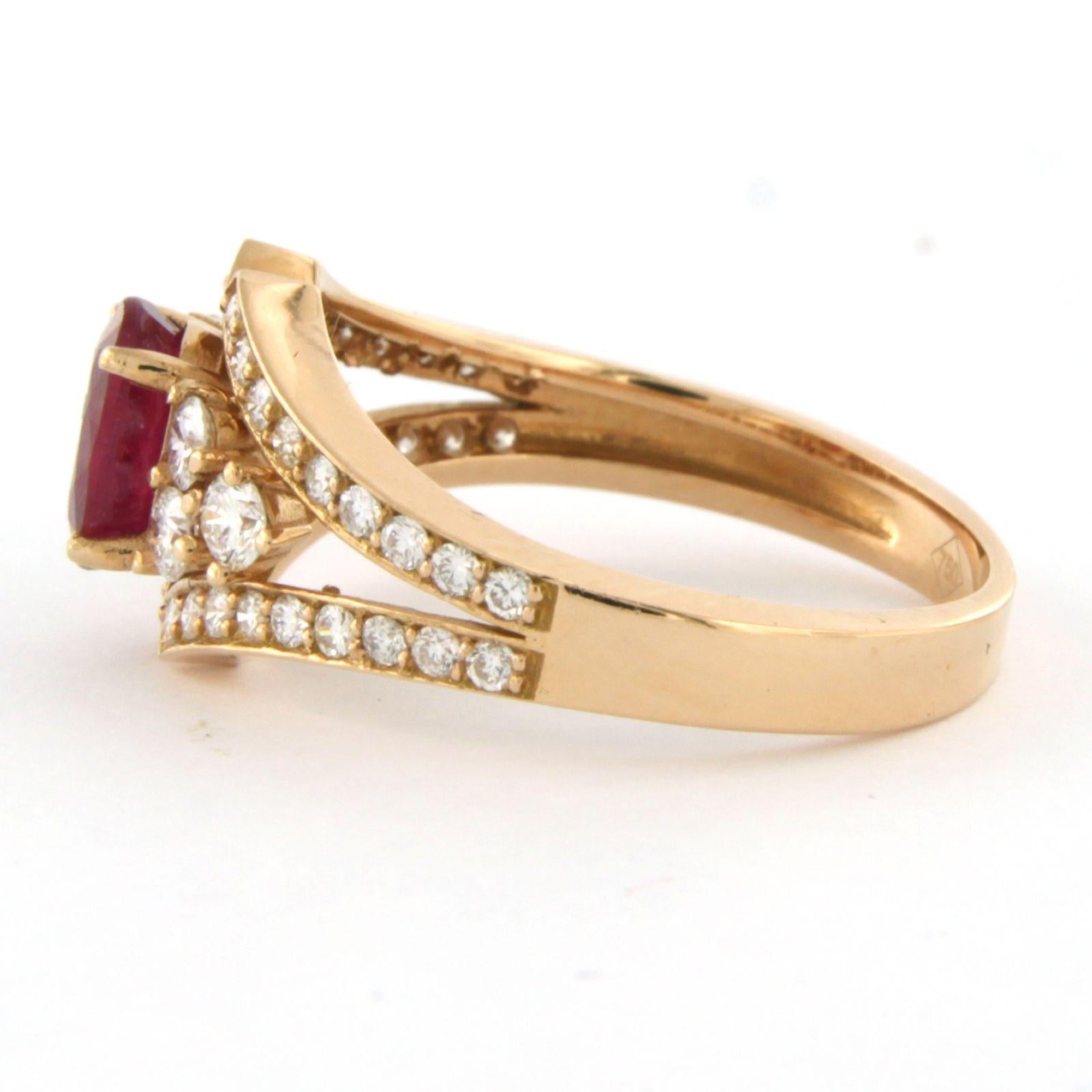 Ring with Ruby and diamonds 18k pink gold In New Condition For Sale In The Hague, ZH