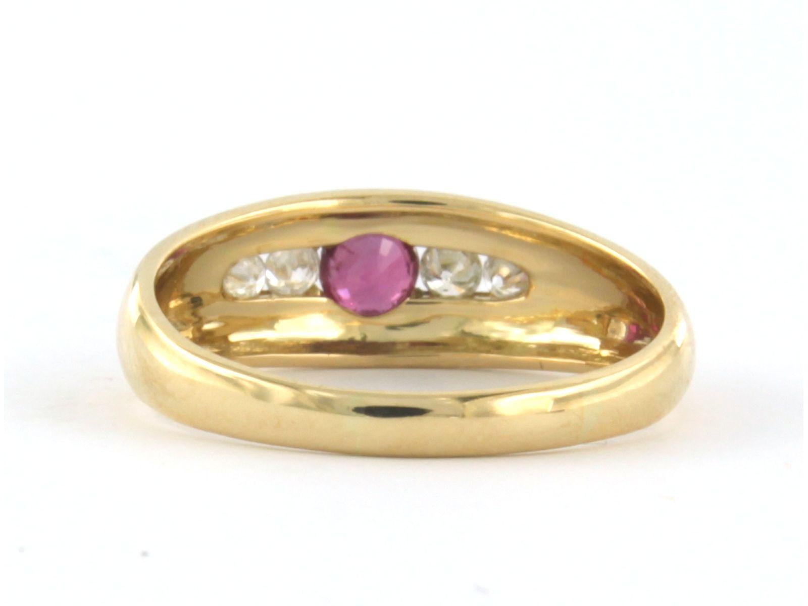 Ring with Ruby and diamonds 18k yellow gold In Good Condition In The Hague, ZH
