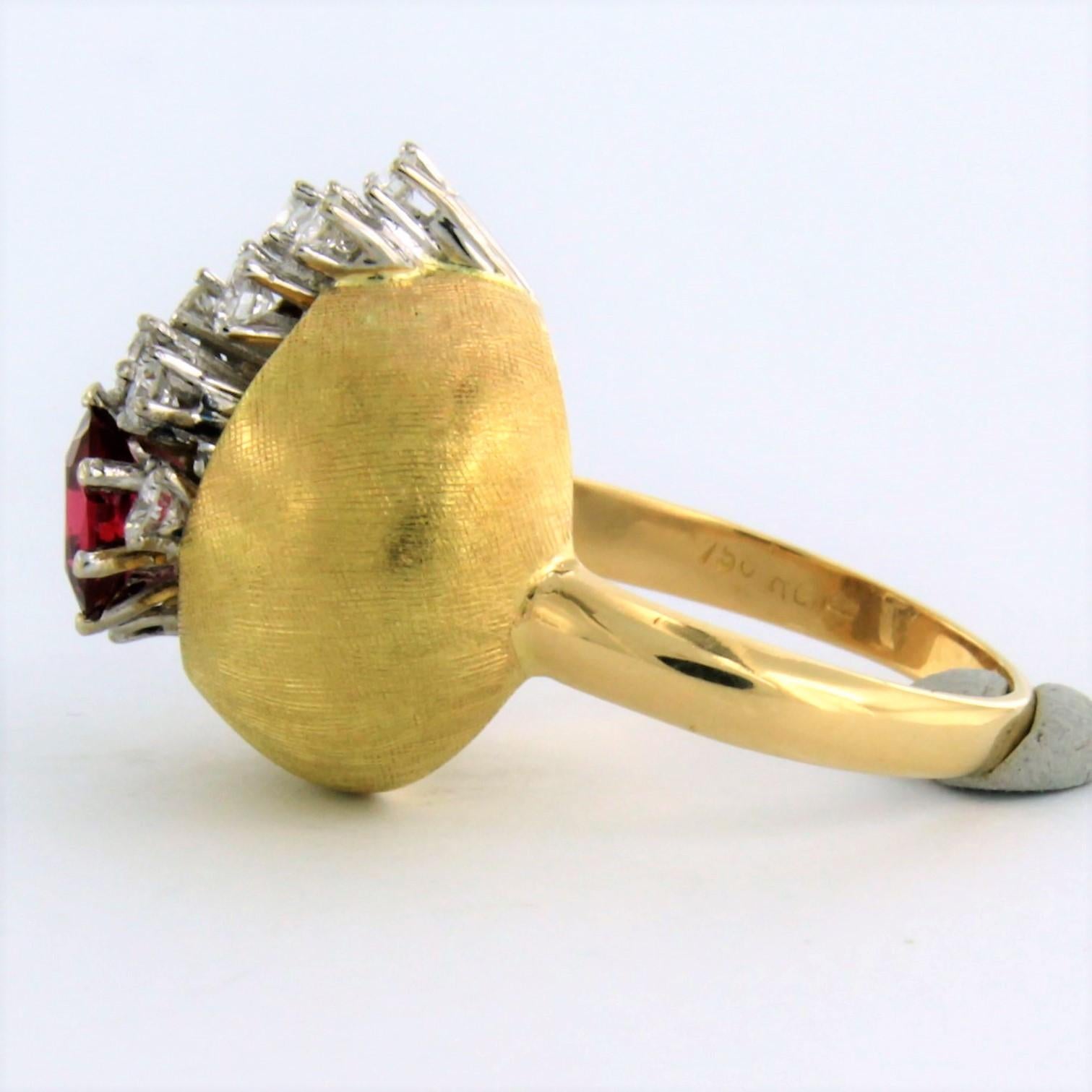 Women's Ring with Ruby and diamonds 18k yellow gold For Sale