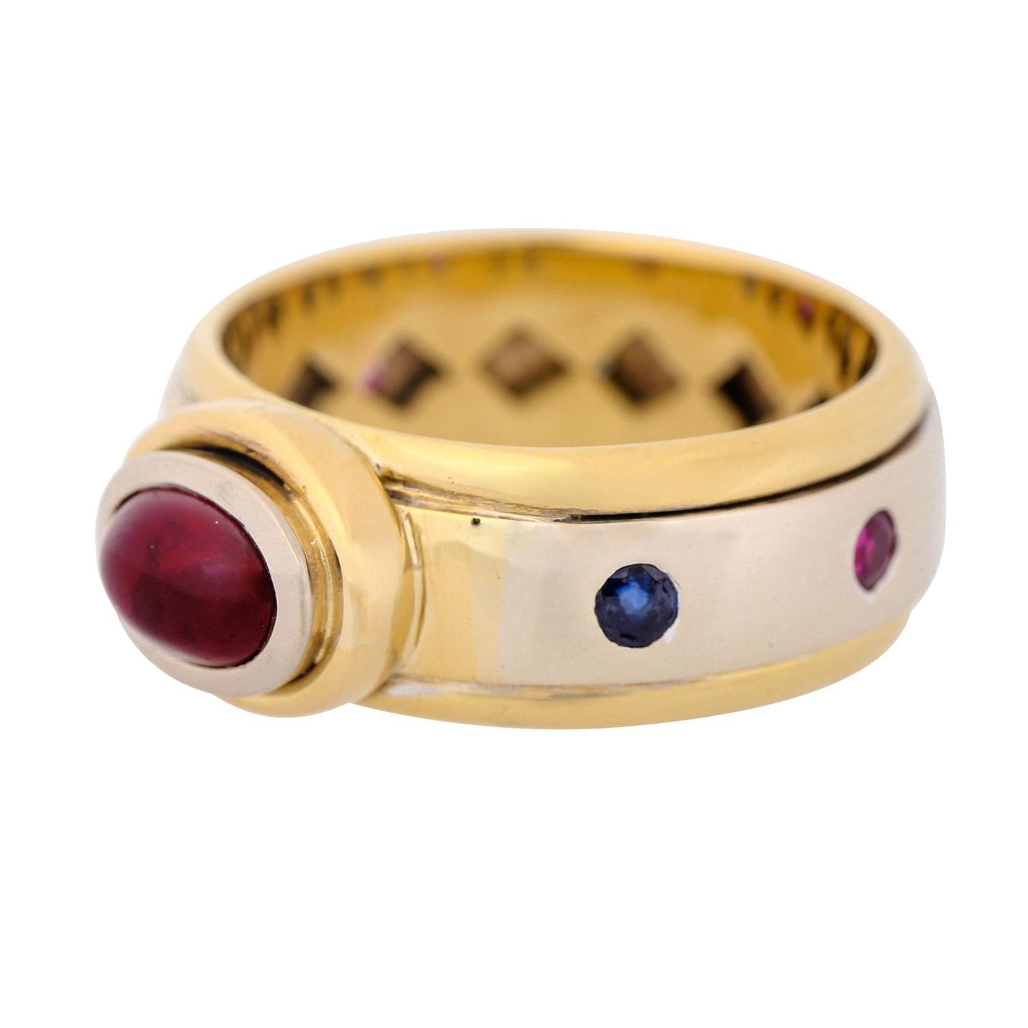 Women's Ring with Ruby Cabochon For Sale