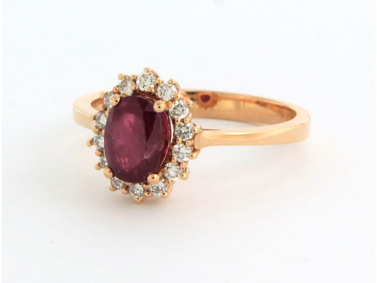 Donna Anello con rubino fino a 1,05ct e diamante taglio brillante fino a 0,28ct in oro rosa 18k in vendita