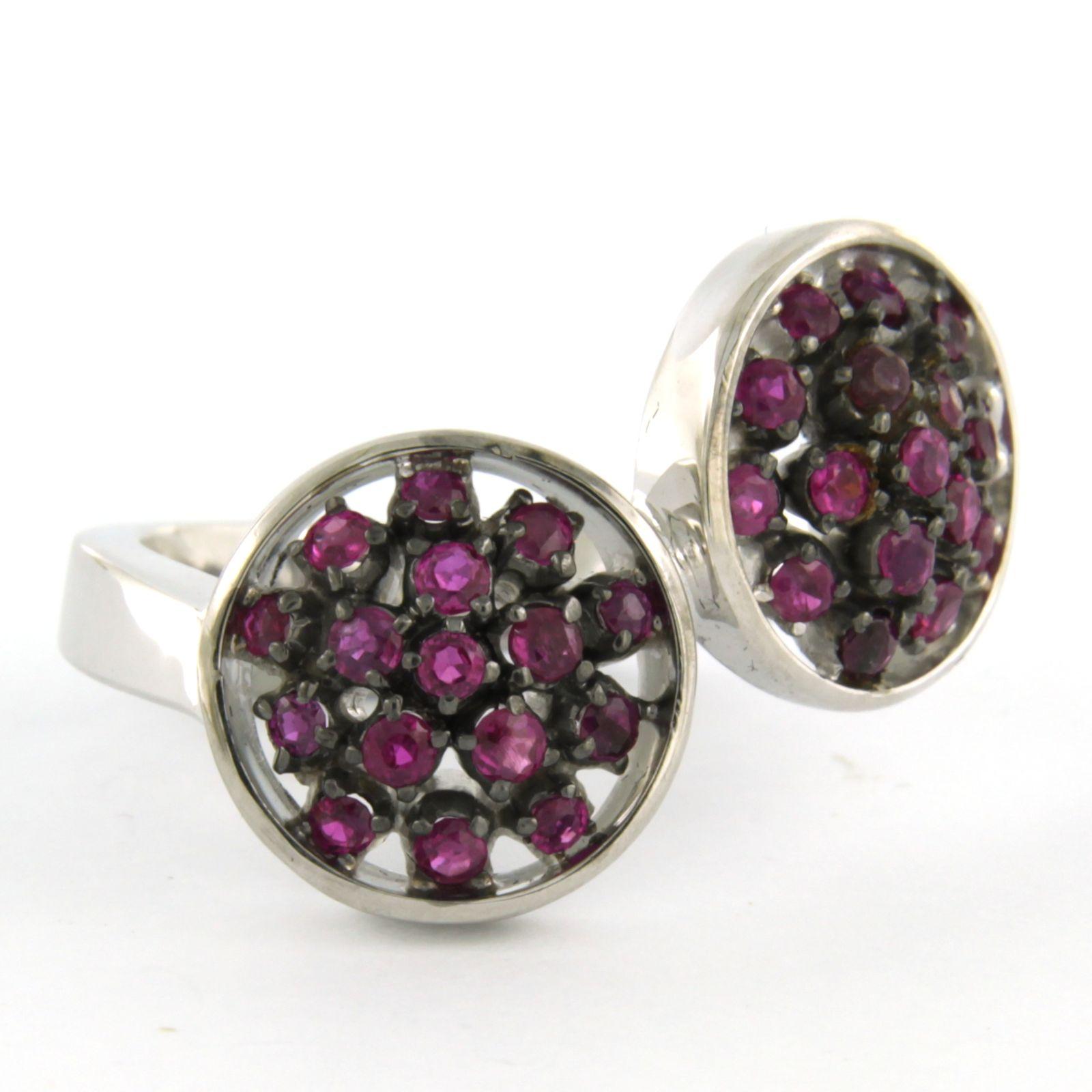 Women's Ring with ruby up to 1.75ct 10.3 grams 14k gold ring size US 8 - EU 18(57) For Sale