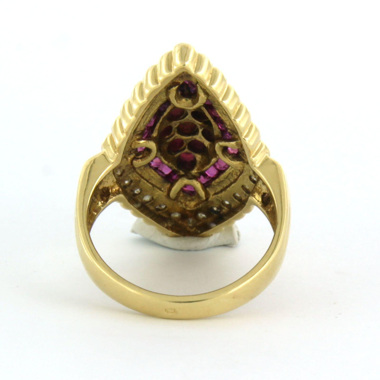 Ring mit Rubin bis zu 2,18 Karat und Diamanten im Einzelschliff bis zu 0,32 Karat 18k Gelbgold im Zustand „Hervorragend“ in The Hague, ZH