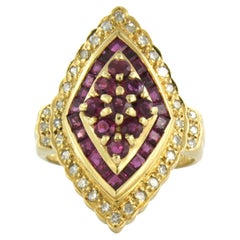 Bague en or jaune 18 carats avec rubis jusqu'à 2,18 carats et diamants taille unique jusqu'à 0,32 carat