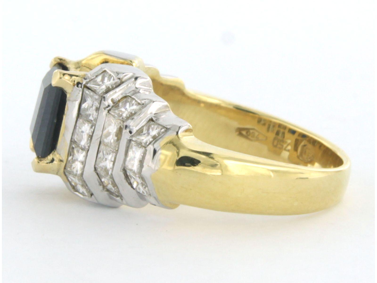 Moderne Bague avec saphir 1,35ct et diamants de taille princesse jusqu'à 2,00ct Or 18k en vente