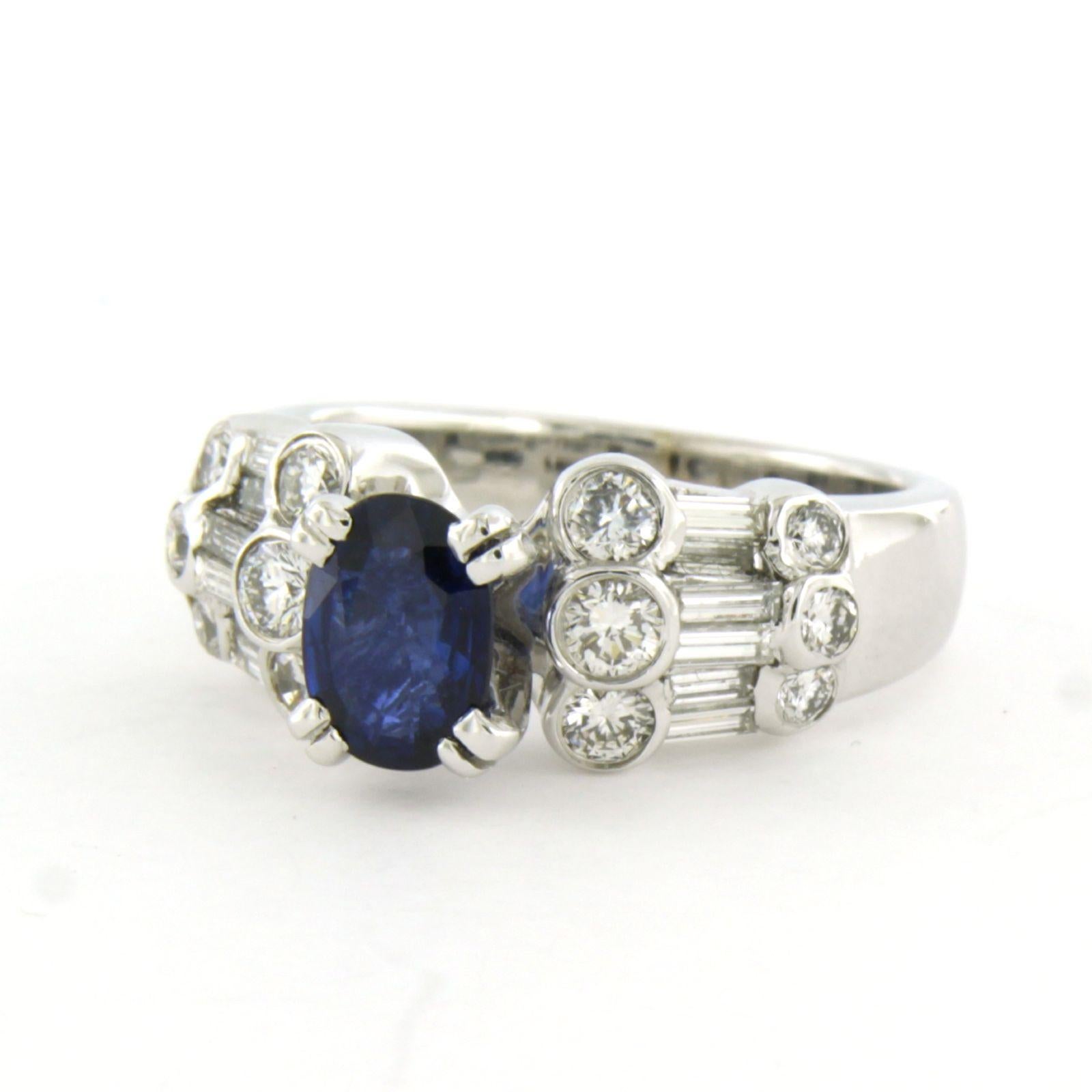 Modern Ring with sapphire and brilliant and baguette cut diamonds u to 1.05ct 18k gold For Sale