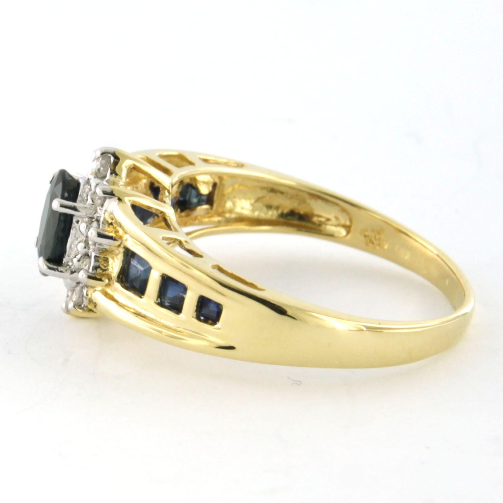 Anello con zaffiro e diamanti taglio brillante fino a 0,12ct in oro 18k bicolore In condizioni ottime in vendita a The Hague, ZH