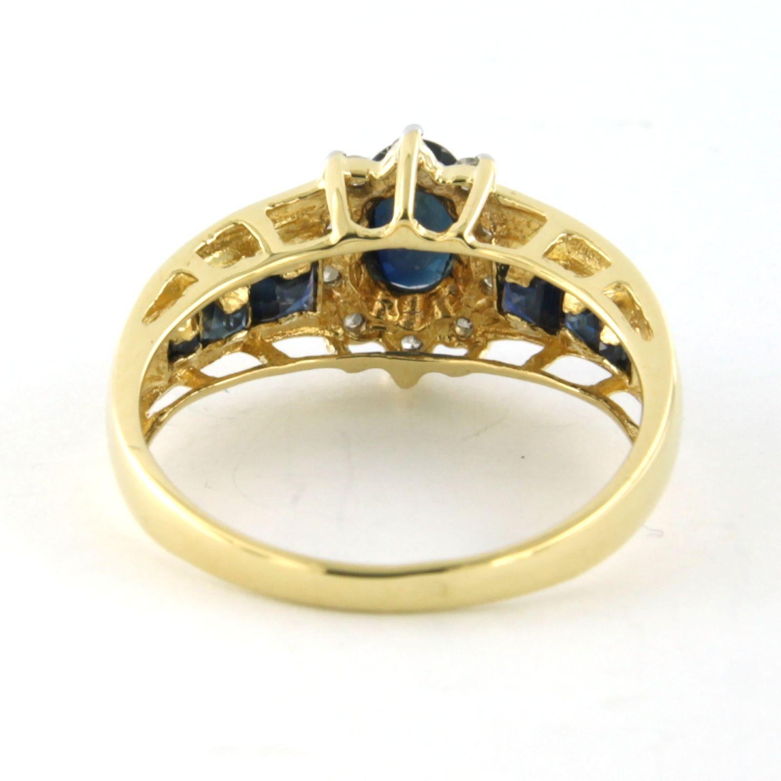 Donna Anello con zaffiro e diamanti taglio brillante fino a 0,12ct in oro 18k bicolore in vendita