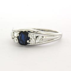 Ring with sapphire and brilliant cut diamonds up to 0.25ct 18k gold