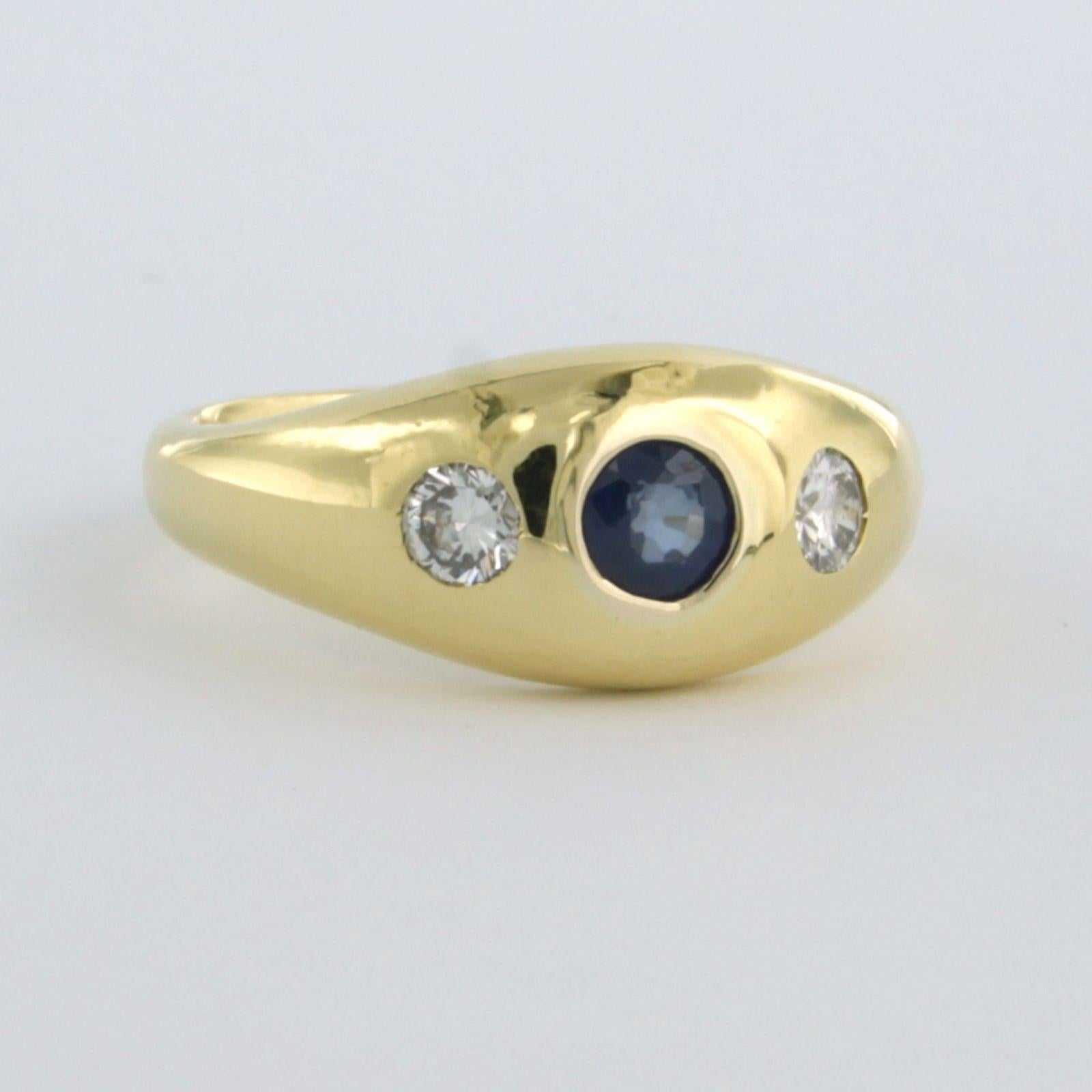 Moderne Bague avec saphir et diamants taille brillant jusqu'à 0,32ct Or jaune 18k en vente