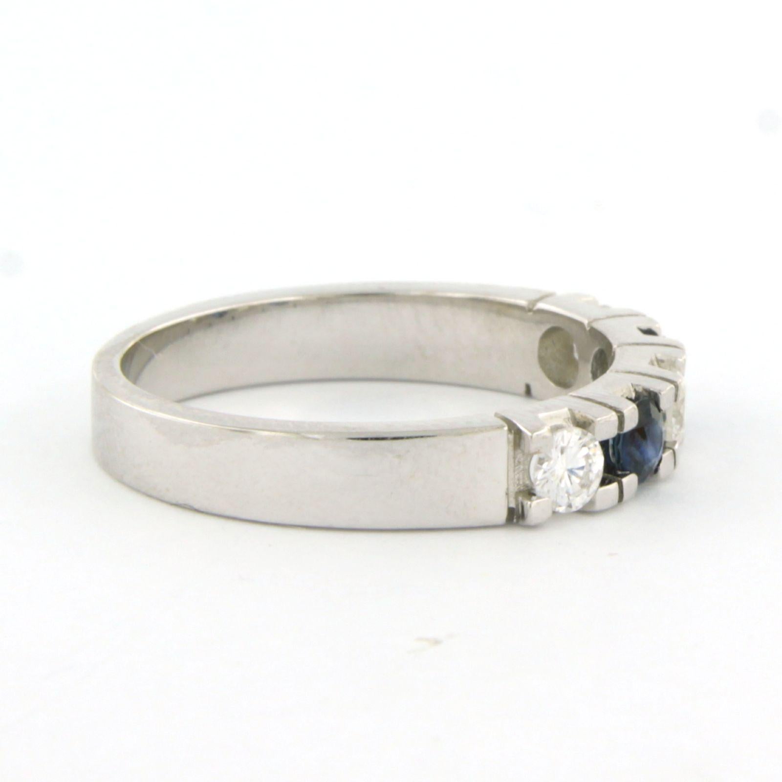 Bague avec saphir et diamants taille brillant jusqu'à 0,33 ct Or blanc 14k en vente 1