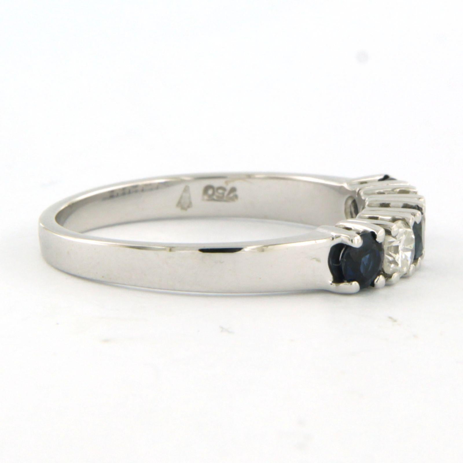 Ring mit Saphiren und Diamanten im Brillantschliff bis zu 0,33 Karat 18k Weißgold im Angebot 2