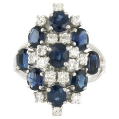 RIng with sapphire and brilliant cut diamonds up to 0.36ct 18k gold 7.1 grams