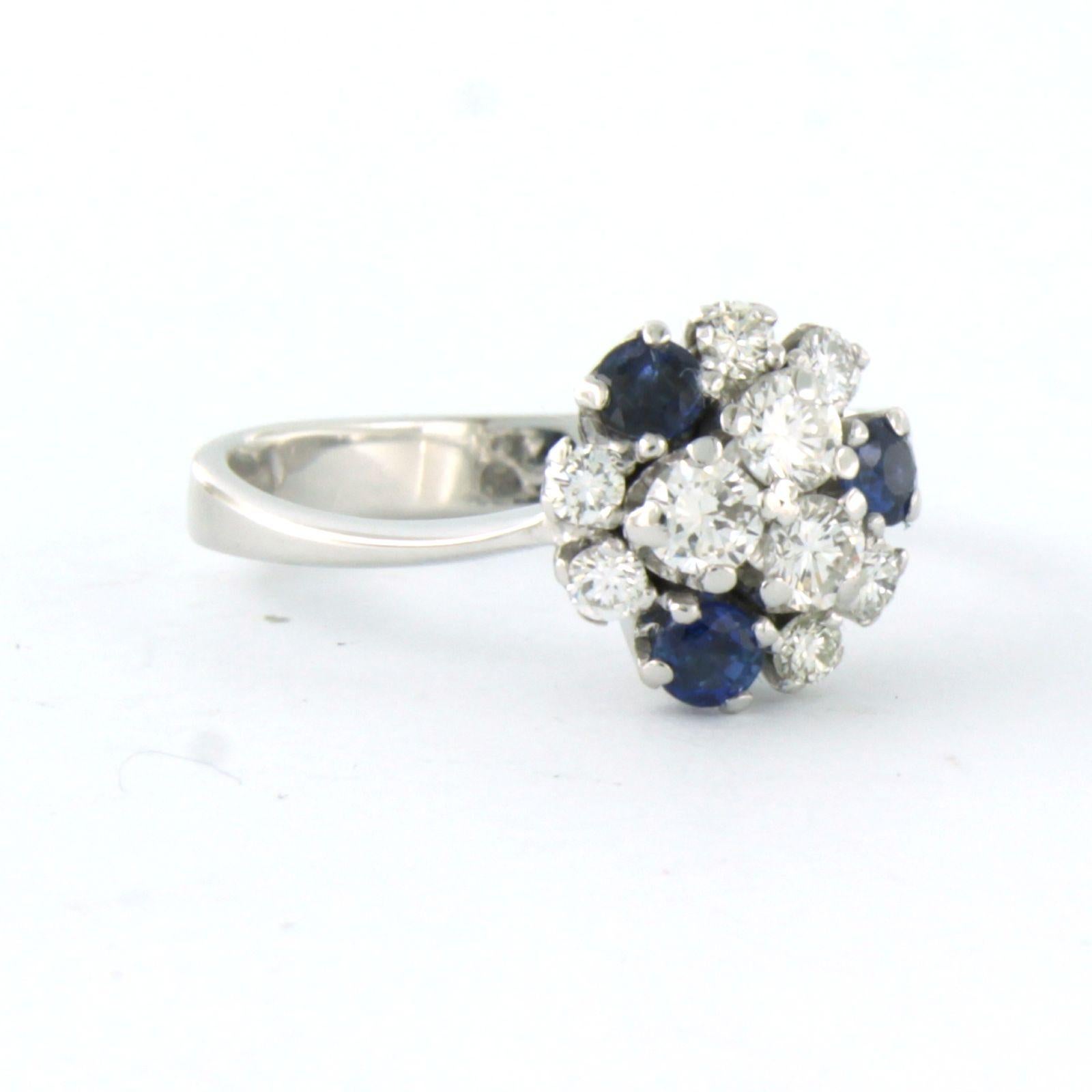 Ring mit Saphiren und Diamanten im Brillantschliff bis zu 0,50 Karat 18 Karat Weißgold im Angebot 1