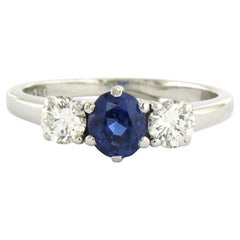 Anillo con zafiro y diamantes talla brillante de hasta 0,60 ct Oro blanco de 18k